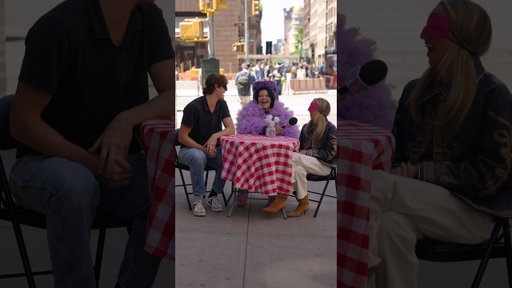 Kissing on the first date? 👍 or 👎 #streethearts #dating #nyc