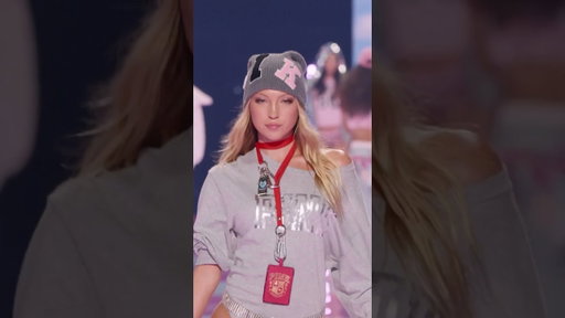 Lila Moss | PINK Half Time Show 2025