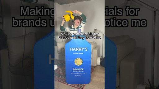 We see you, @ConnerChant. 👀 #behindthescenes #bts #harrysrazors #harrysbodywash