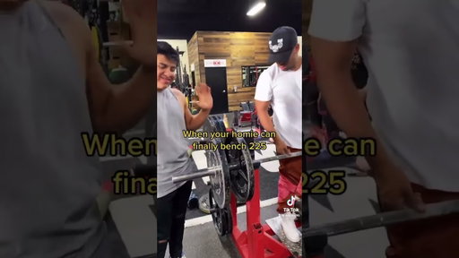 I’m that homie 😈🇲🇽 NEW VLOG LINKED ABOVE ⬆️ #weightlifting #bodybuilding #benching #strength