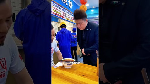 Alle Dachten, Das Essen Roch Schlecht… Bis Sie Die Wahre Ursache Fanden 😱🤯 #shorts #unglaublich
