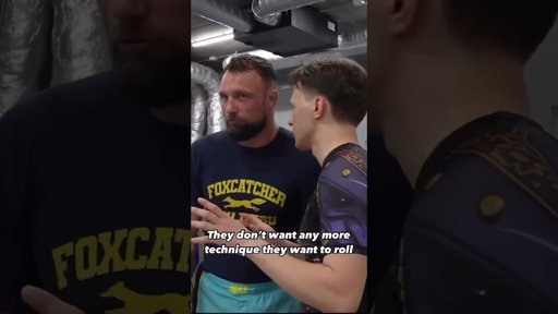 Craig Jones breaks challengers leg at seminar 😮