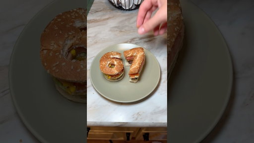 Eating a 6 7 Burger!