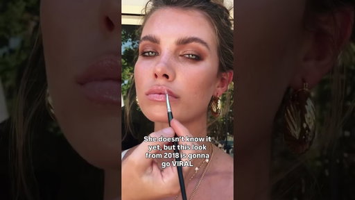 Recently found these videos of the look that inspired the term ‘Latte look’ …