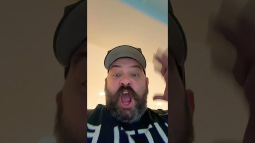 Seattle sucks #coreyadamcomedy #sensory #yelling #shorts #lol #seattle #airport