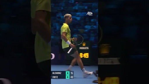 Carlos Alcaraz Channels His Inner Federer! 😮‍💨
