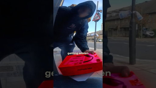 I tricked a package thief with a cake parcel