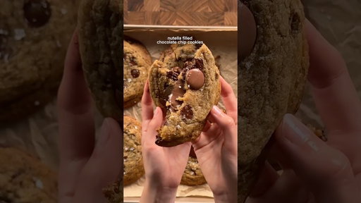Nutella Filled Chocolate Chip Cookies