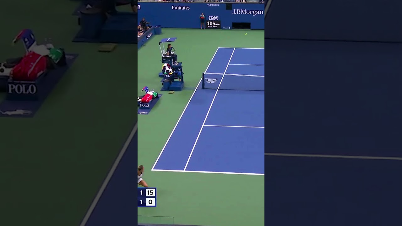 AMAZING movement from Sabalenka! 🤝