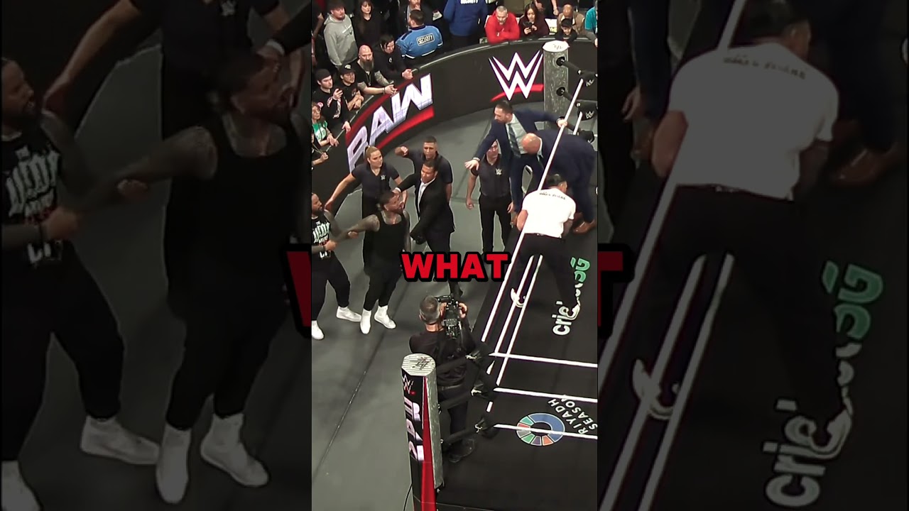 Jey Uso called the play, Roman Reigns delivered. 😮‍💨 ☝️