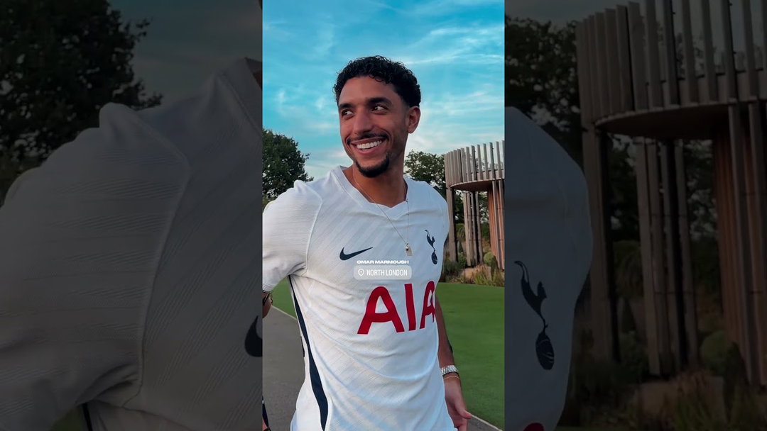 Go behind the scenes as Omar Marmoush arrives in North London! 🎬