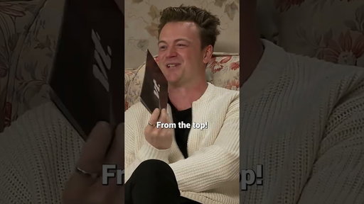 Noah Schnapp FAILED This Simple Question About Millie Bobby Brown 😂