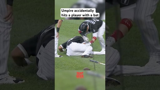 Umpire accidentally throws a bat at Jose Abreu's knee, a breakdown