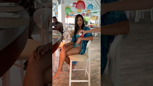 This Magic Trick BLEW Her Mind!! 😱🤯 #shorts #magic #magictrick