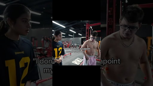 Sketch and Sara Safari do a Physique Reveal