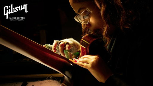 Gibson Electric Guitars: Handcrafted in Nashville, TN.