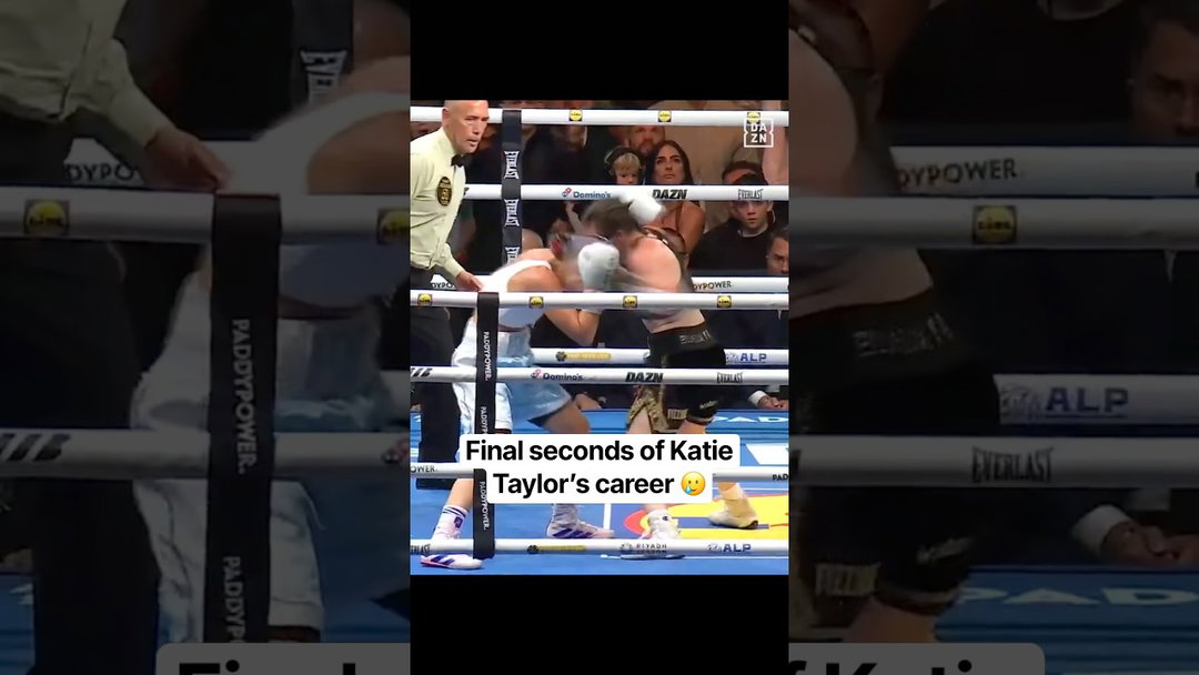 Katie Taylor going crazy to end her career 😮