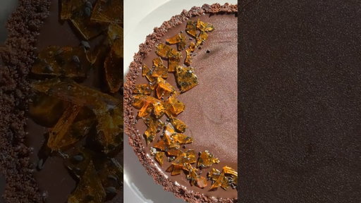New dessert obsession: Black sesame, toffee & chocolate tart🍫 #BlackSesame #Shorts #FoodShorts