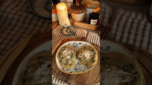 Spooky s’mores cookies 🍪 #cookierecipes #halloweenrecipes #fallbaking #bakingrecipe #smorescookies