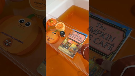 Asmr fall bath 🎃🛁 #asmr #satisfying #fall #aesthetic #asmrsounds #shorts #short #viral #relaxing