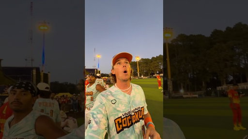 These phones are CRAZY nowadays 😂 #moon #teammates #daltonmauldin #baseball