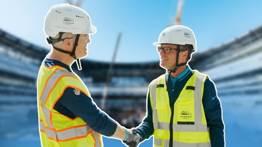 Taylor Zarzour and Burke Nihill Tour the New Nissan Stadium | Tennessee Titans