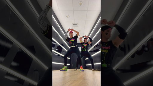 Sexy is back #dancing #trendingdance @tannerthomas_
