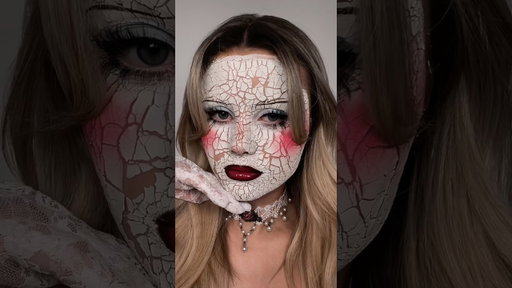 broken porcelain doll halloween makeup 👻 #halloween #halloweenmakeup