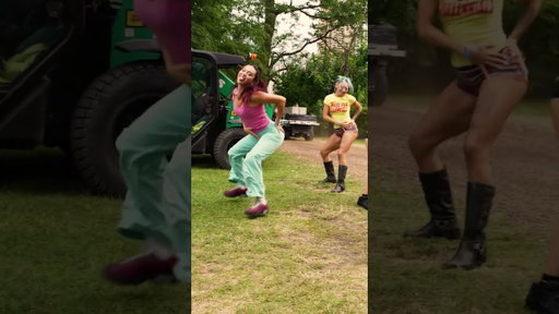 THE BADDEST DANCERS IN THE WORLD