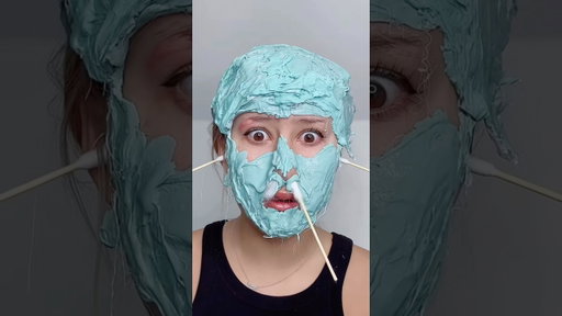 WHAT SHOULD I do now?! #fail #viral #viralvideo #shortsviral #shortsfeed #shorts #trend #beauty #wax