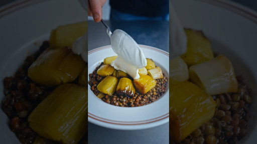 Braised Leeks with Spicy Lentil Ragout