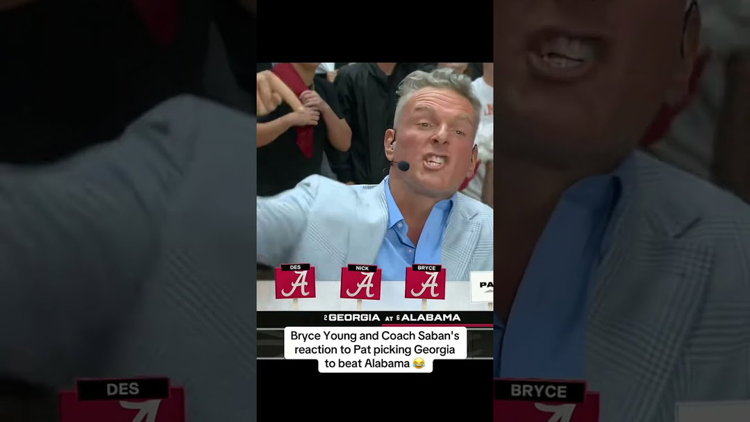 Coach Saban knocked Pat to the floor after his Georgia Alabama pick 😭