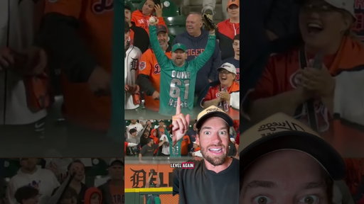 Mariners fan in a Dump Here shirt CAUGHT Cal Raleigh’s postseason home run!! #mlb