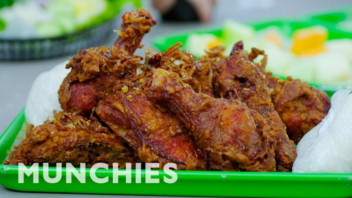 Hot Chicken And Heavy Pours In Nashville | Chef's Night Out