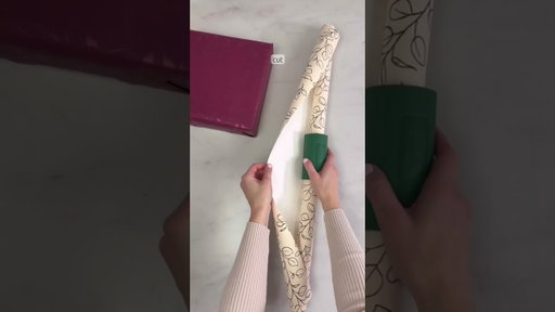 Try the belly band wrap! 💝 #wrapping #christmas #giftideas #giftwrapping #diy #howtowrap #howto