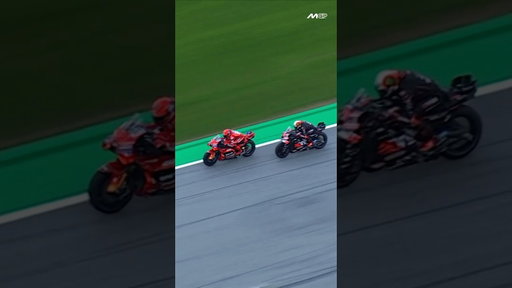 Now THIS was a battle 😳 (Marc Marquez ⚔️ Marco Bezzechi)