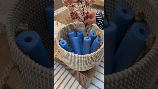 Use less florals for a fuller look with a pool noodle #shorts #home #floralarrangement #easydiy #diy