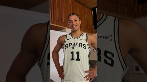 caught 'em off guard 🤣 #spurs #nba #sanantonio