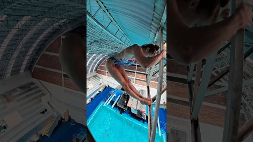 this is how cliff divers train in the winter 😝💪
