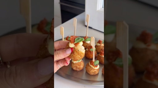Impress last minute guests with just 5 ingredients ✅  #appetiser #cacioepepe #arancini #shorts
