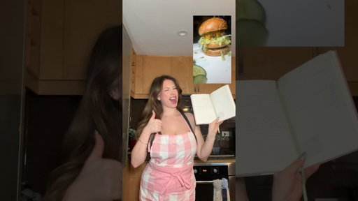 POV: the Big Mac at home tastes identical to drive thru🤩 #goldburger #bigmac #trending #mcdonalds