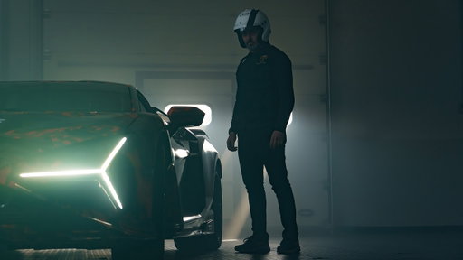 New Lamborghini V12 sets Hockenheimring record