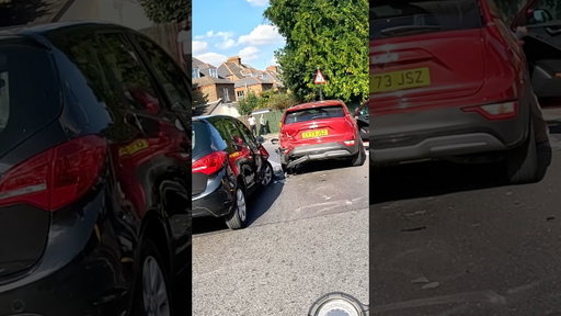 You can’t park there 😂 #harveyridesbikes #harvey #london