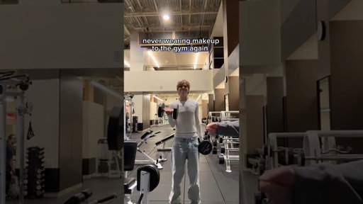 never wearing makeup to the gym again!