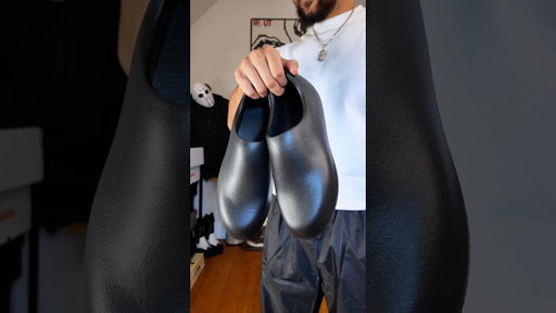 Yeezy SL-02 Try On #yeezy #sneakers #kanyewest #yzy #fyp