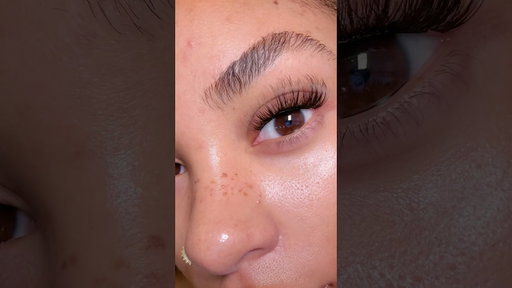 NO GLUE USED! 2 week wear! Will I go back to sitting for 2hrs to get my lashes done?Who knows🤷🏽‍♀️