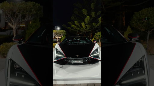 Private look at the Revuelto SV + full custom leather & paint options? Say less. 😮‍💨
