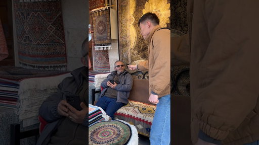 Challenging a Turkish Carpet seller 🇹🇷