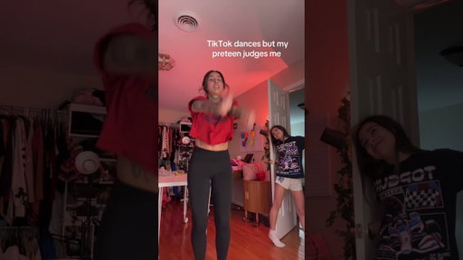 🤣🤣❤️ #momlife #dance #momdaughter