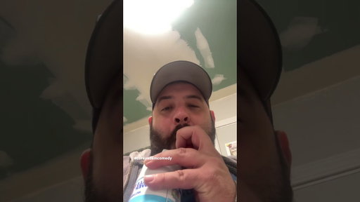 Bar hack 101: vaping in the bathroom #irl #florida #idaho #vapelife #vape #hacks #vapelyfe